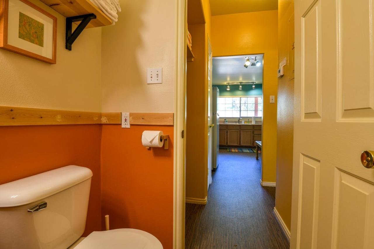 Inn 1 - Downtown 1 Bedroom Unit, Sleeps 6 With Shared Hot Tub Moab Exteriér fotografie